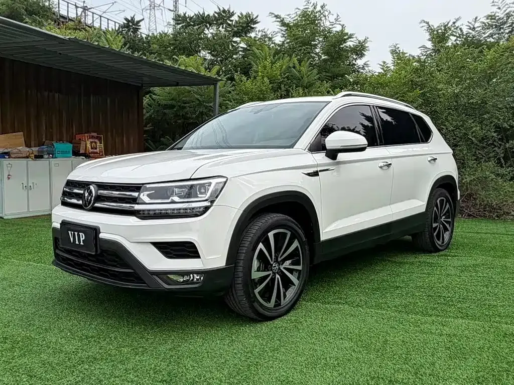 Volkswagen Tharu — фото 1