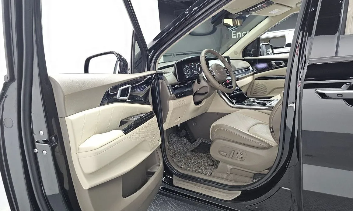 Kia Carnival — фото 2