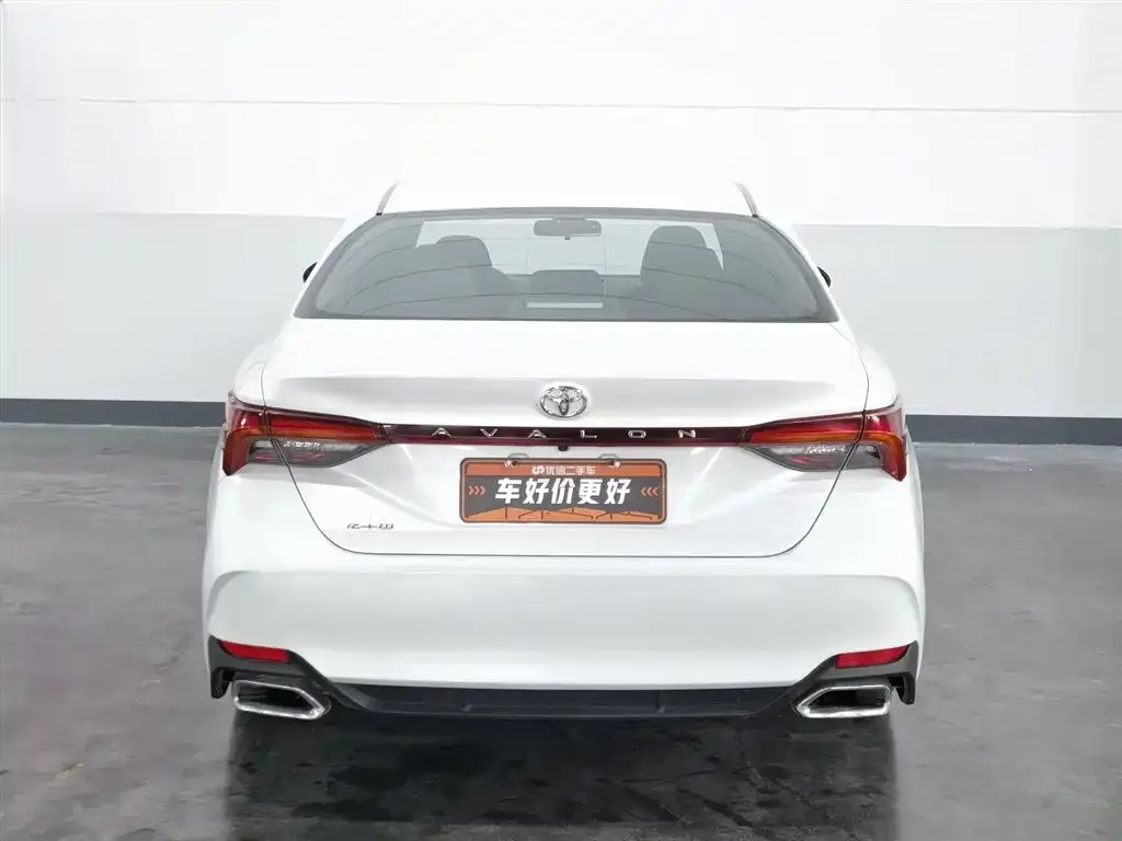 Toyota Avalon — фото 8