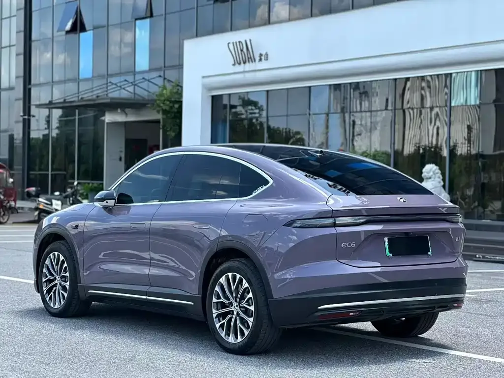 NIO EC6 — фото 9