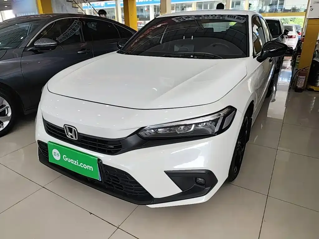 Honda Civic — фото 1