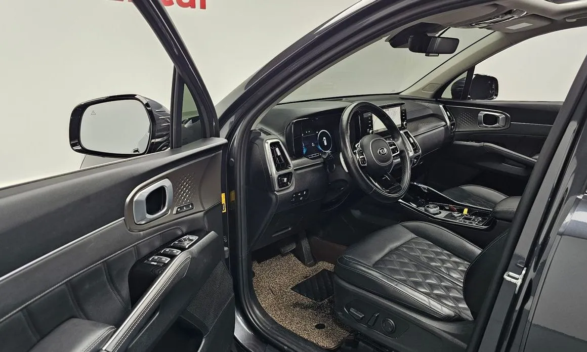 Kia Sorento — фото 8