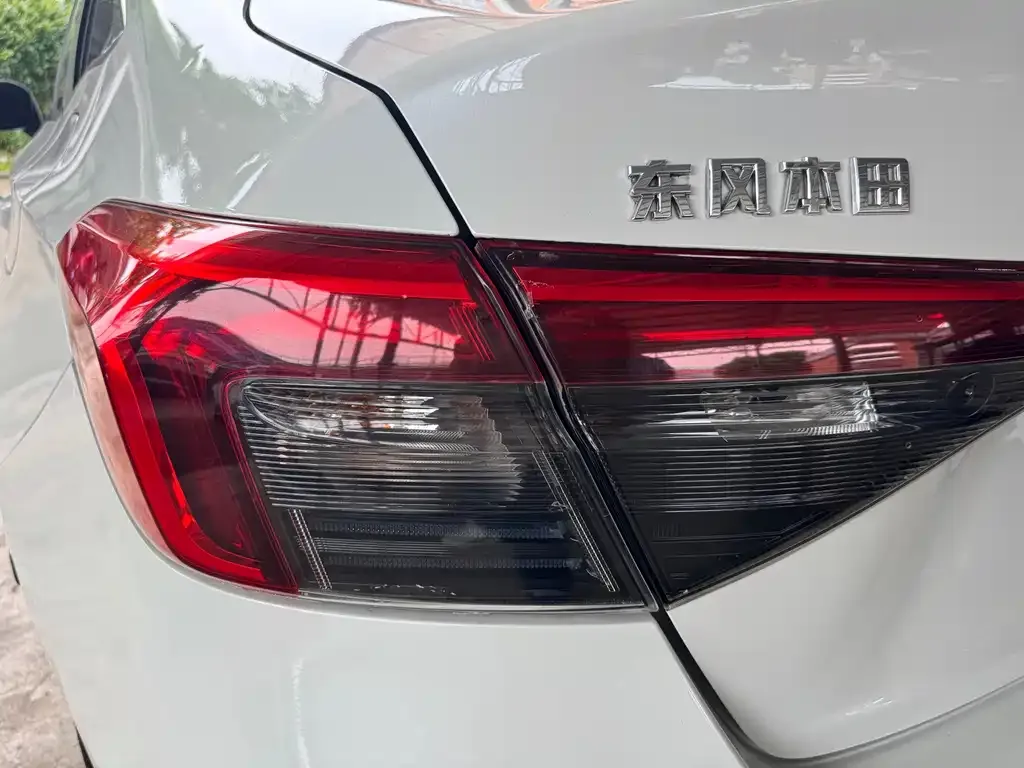 Honda Civic — фото 7
