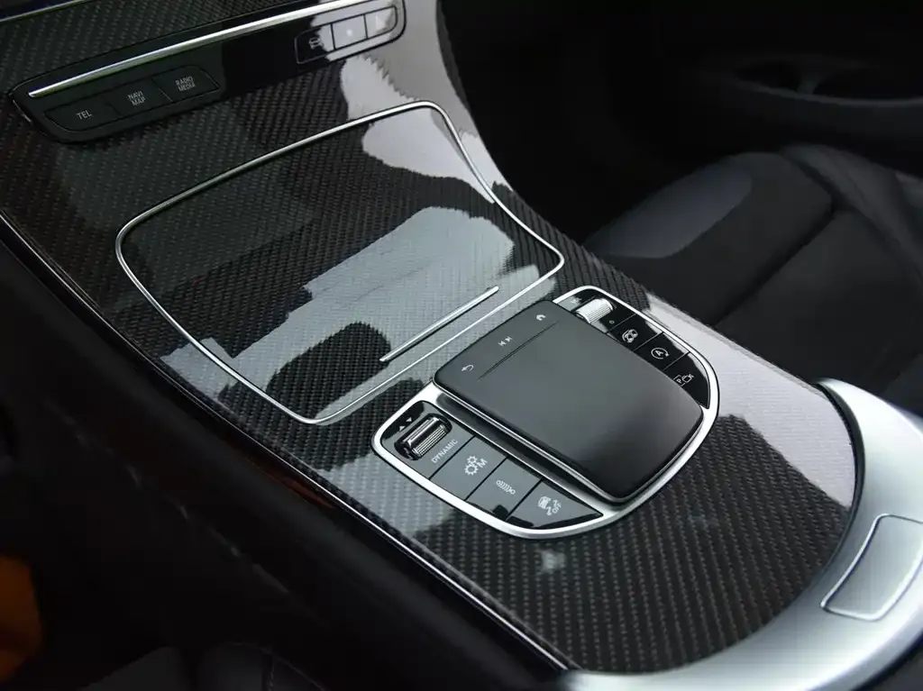 Mercedes-Benz GLC AMG — фото 7