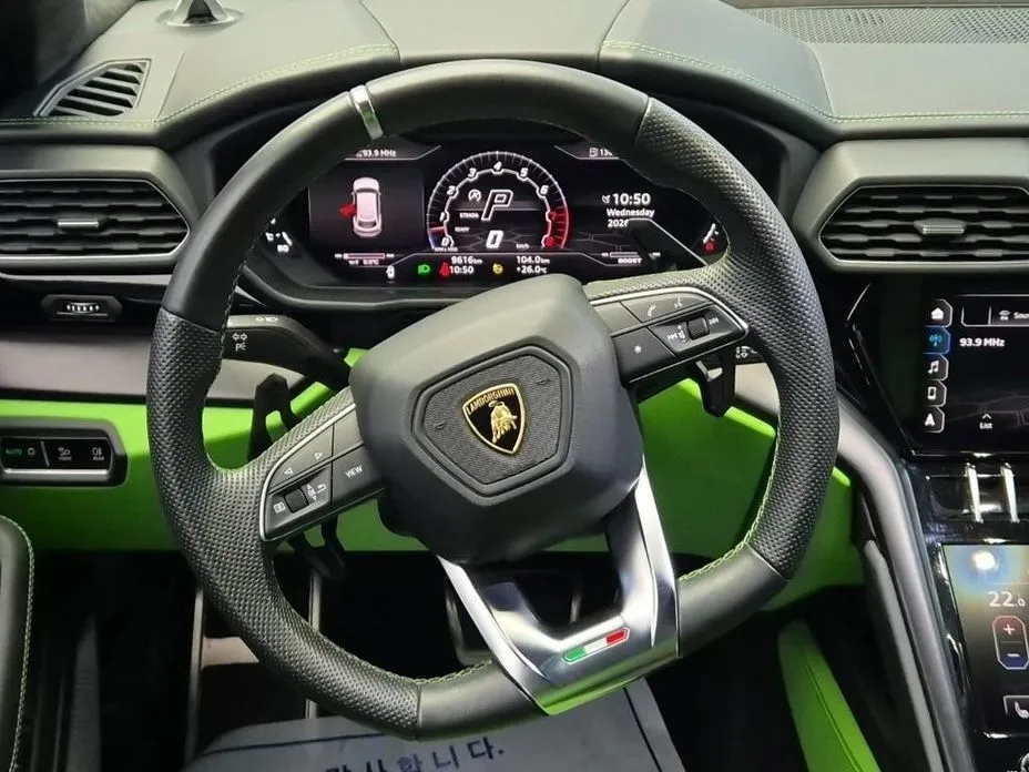 Lamborghini Urus — фото 8