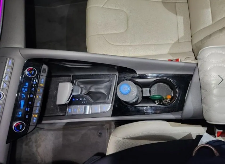 Hyundai AVANTE — фото 2