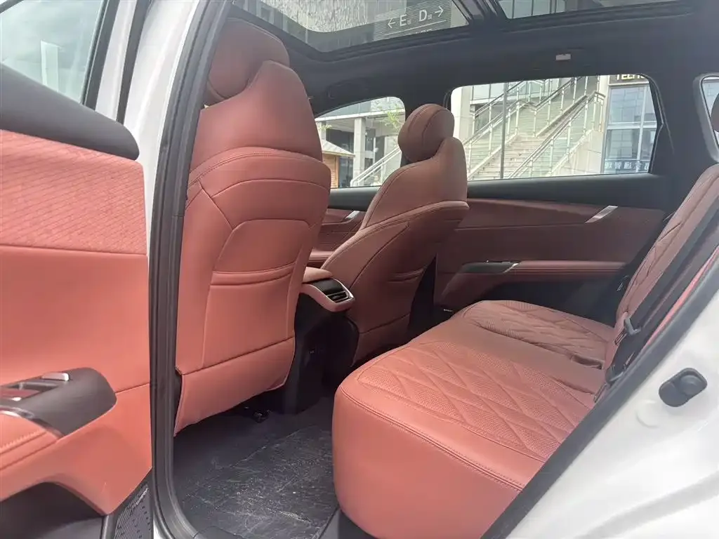 Changan CS75PLUS — фото 4