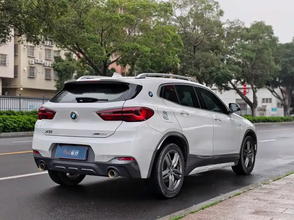 BMW X2 — фото 9