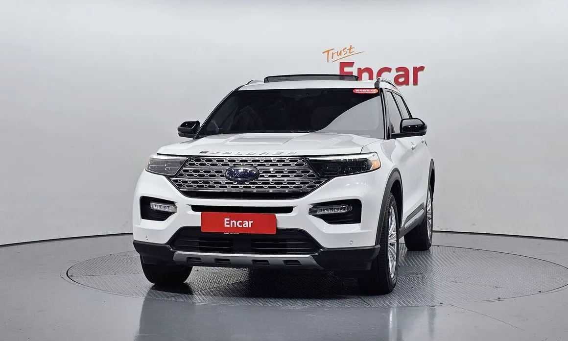Ford Explorer — фото 10
