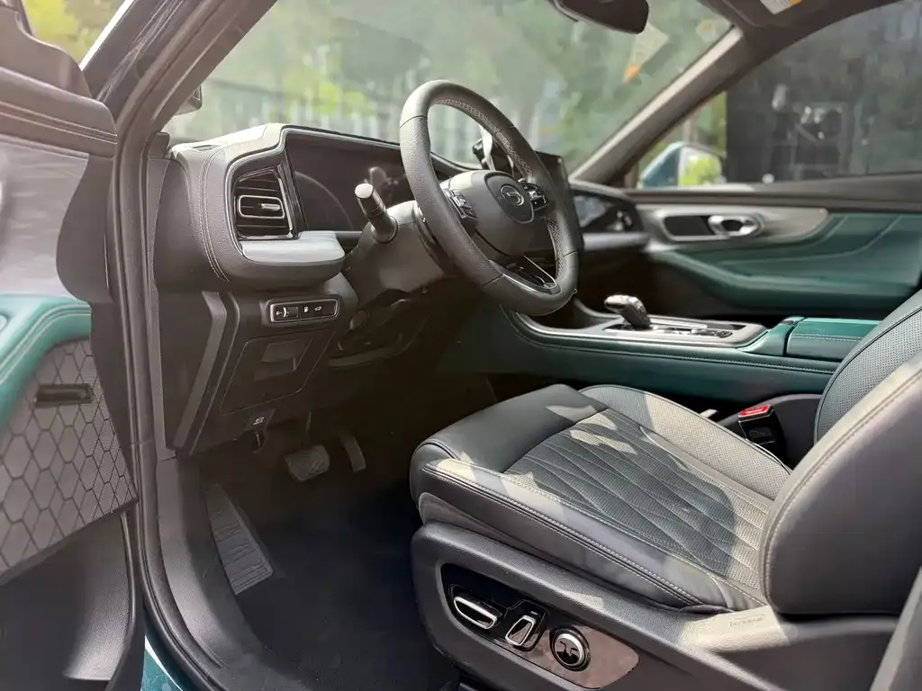 GAC Motor Trumpchi GS8 — фото 6