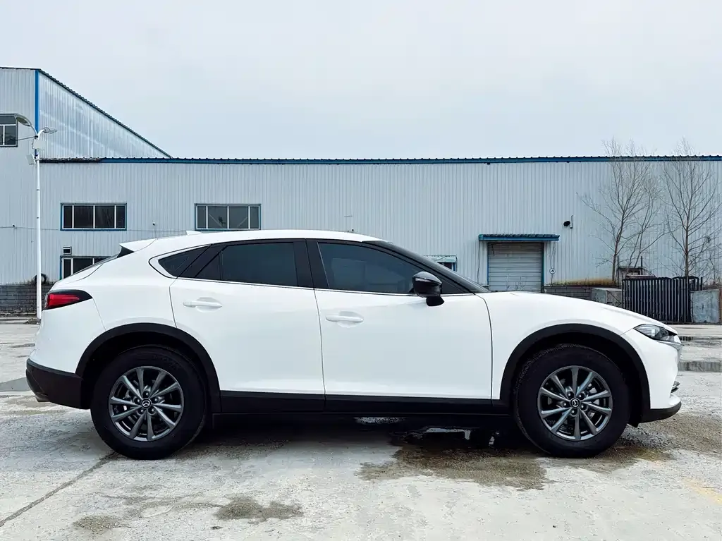 Mazda CX-4 — фото 3