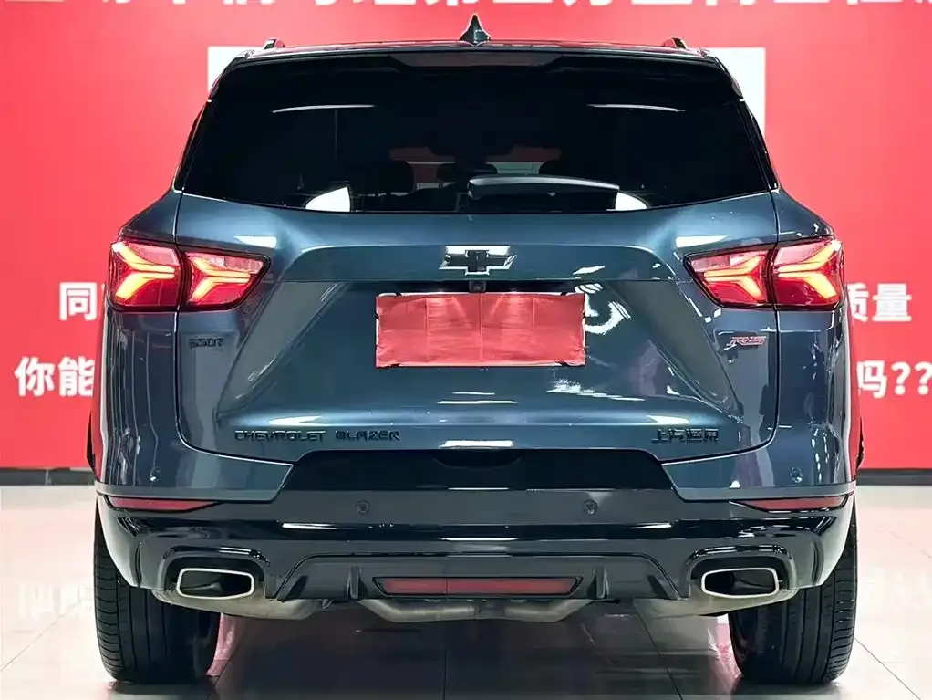 Chevrolet Blazer 2023 из CN, фото 3