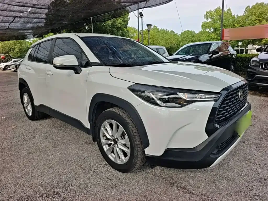 Toyota Corolla Cross — фото 9