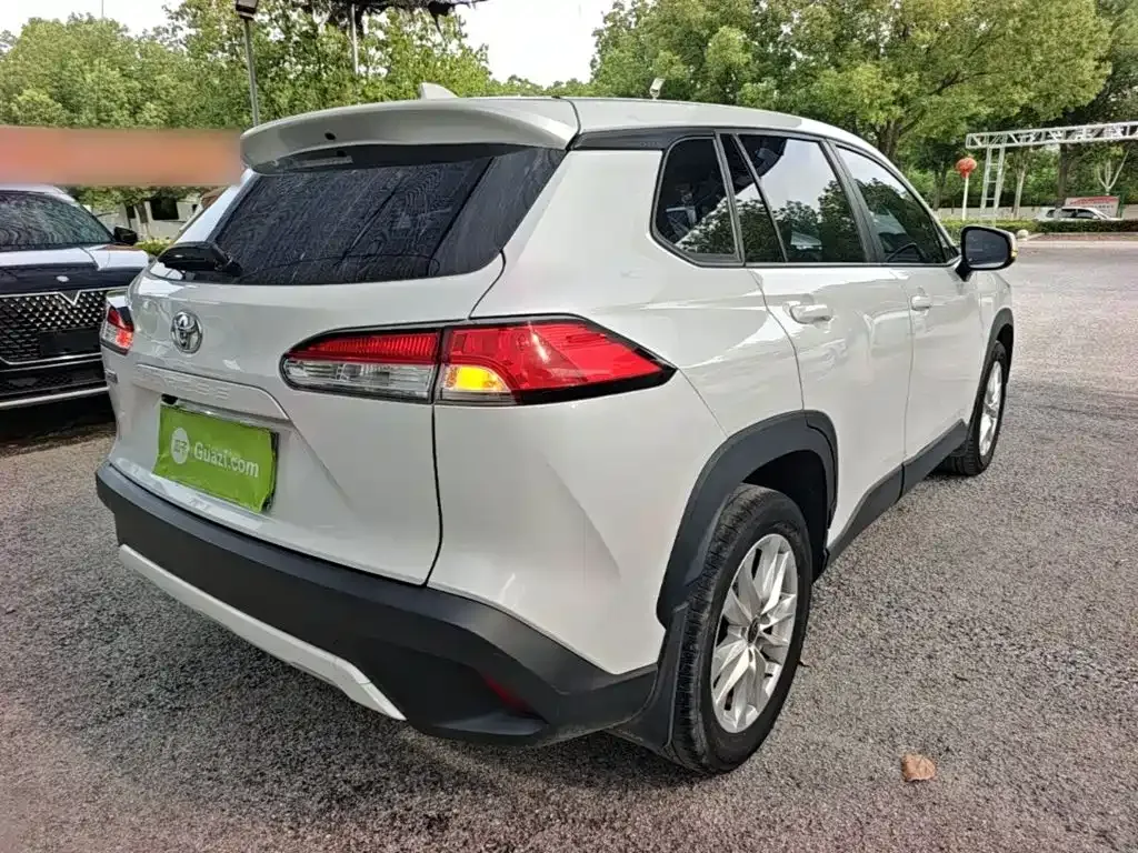 Toyota Corolla Cross — фото 8