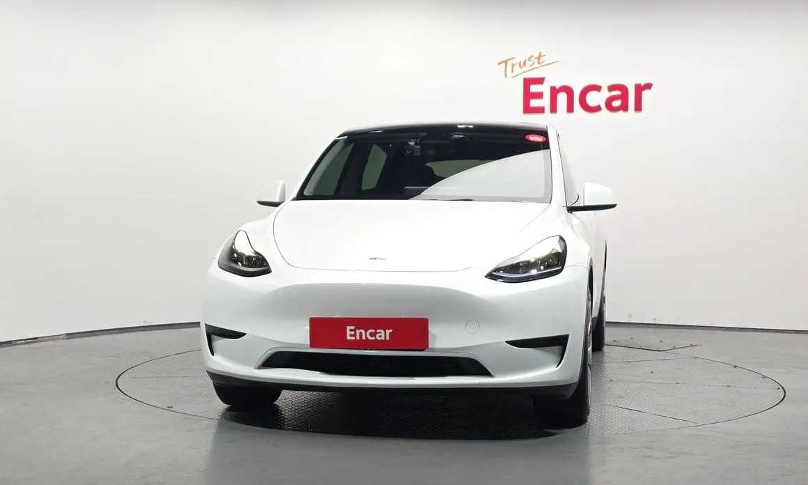 Tesla Model Y 2024 из KR, фото 2