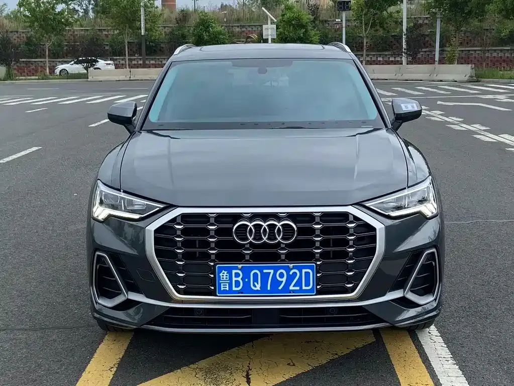 Audi Q3 — фото 8