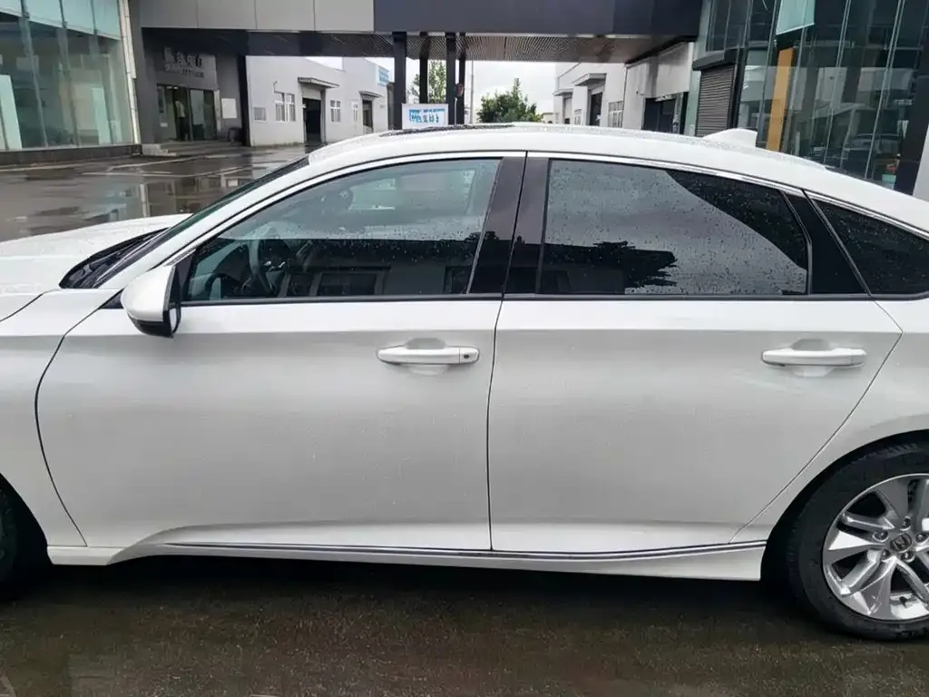 Honda Accord — фото 5
