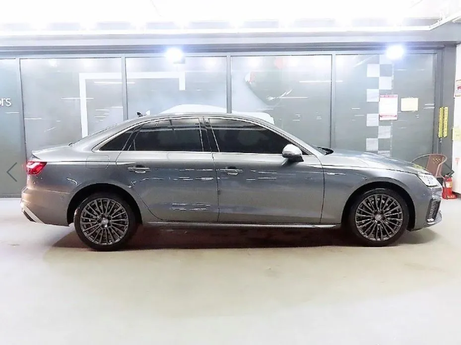 Audi A4 2021 из KR, фото 2