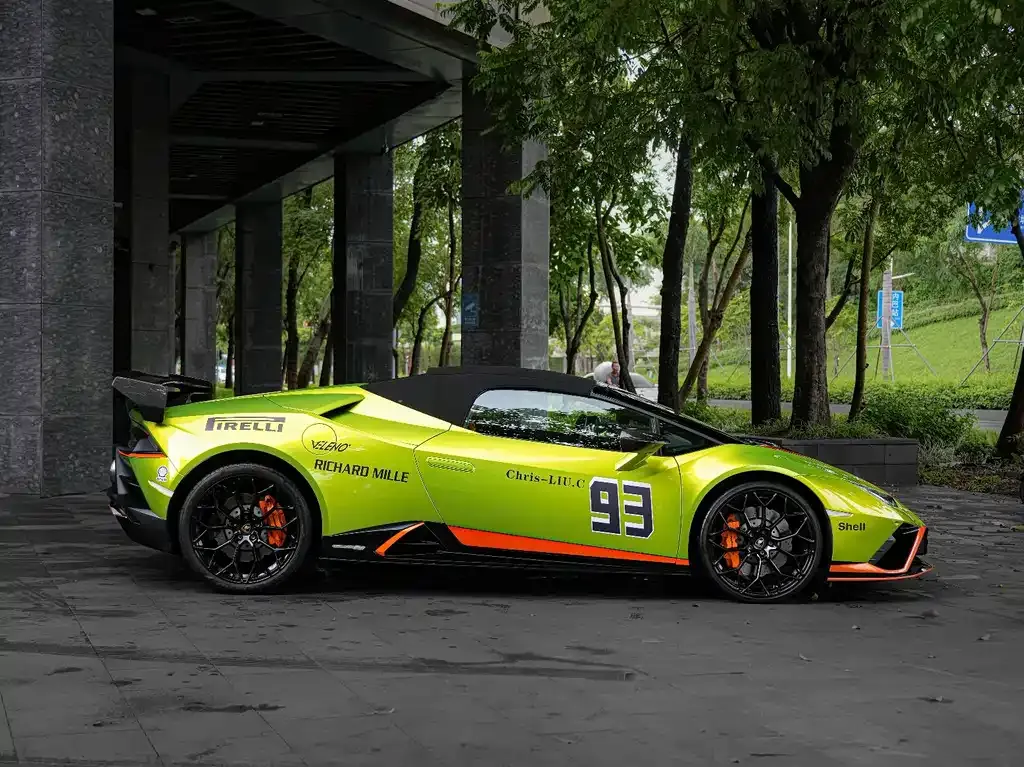 Lamborghini Huracan — фото 9