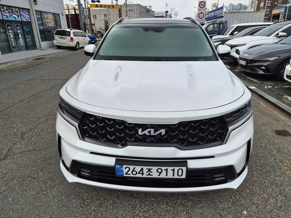 Kia Sorento — фото 1