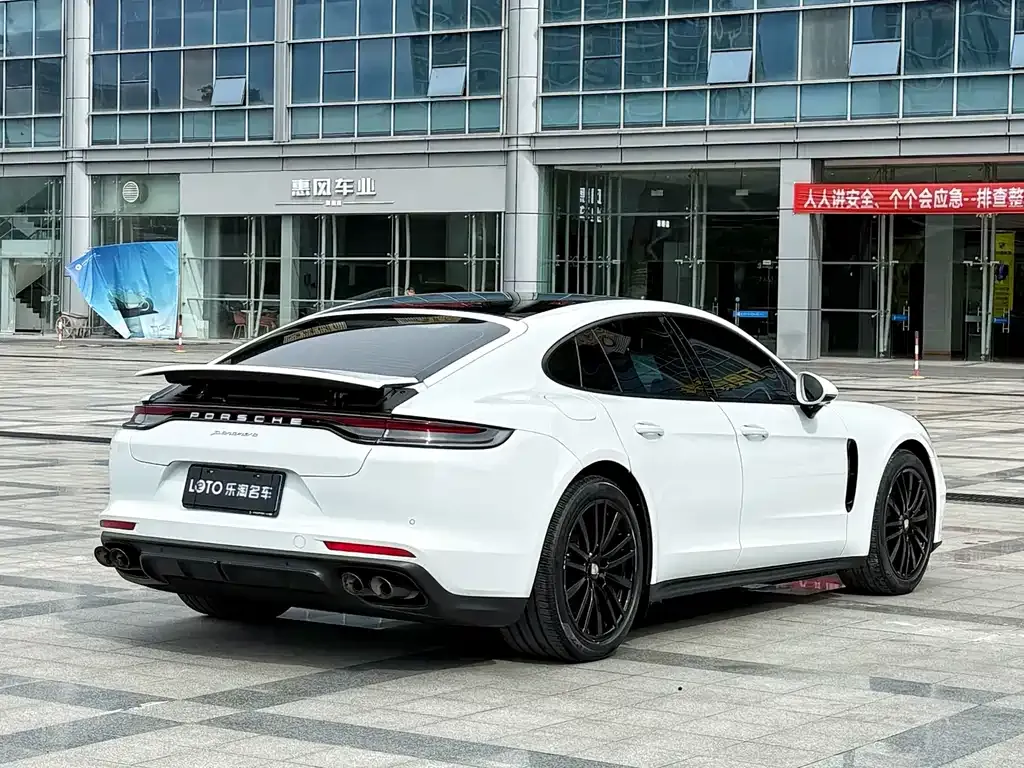 Porsche Panamera — фото 8