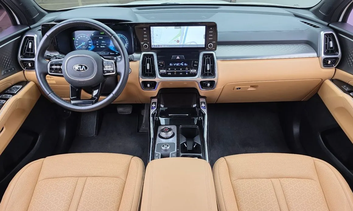 Kia Sorento — фото 9
