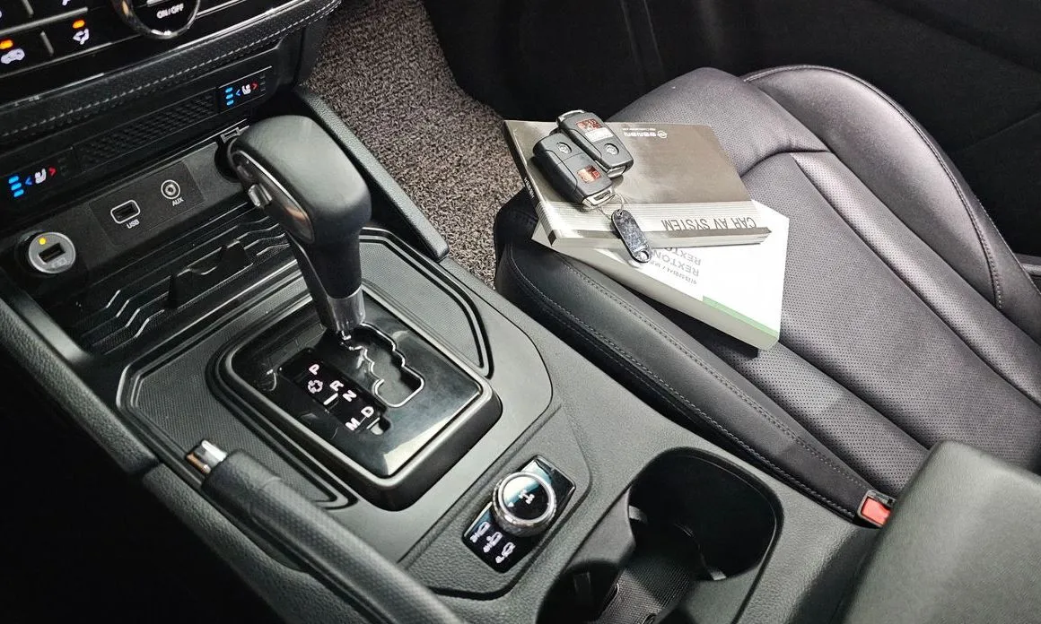 KG Mobility (Ssangyong) Rexton — фото 10