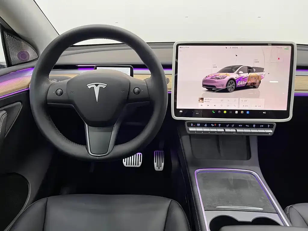 Tesla Model Y — фото 4