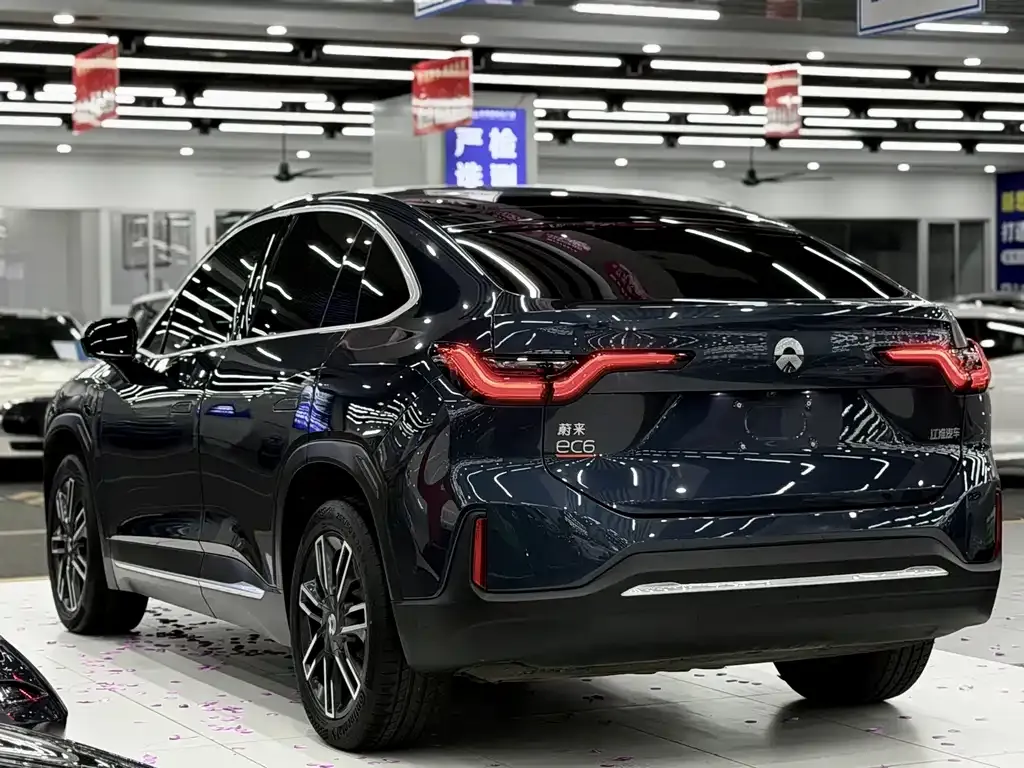 NIO EC6 — фото 8