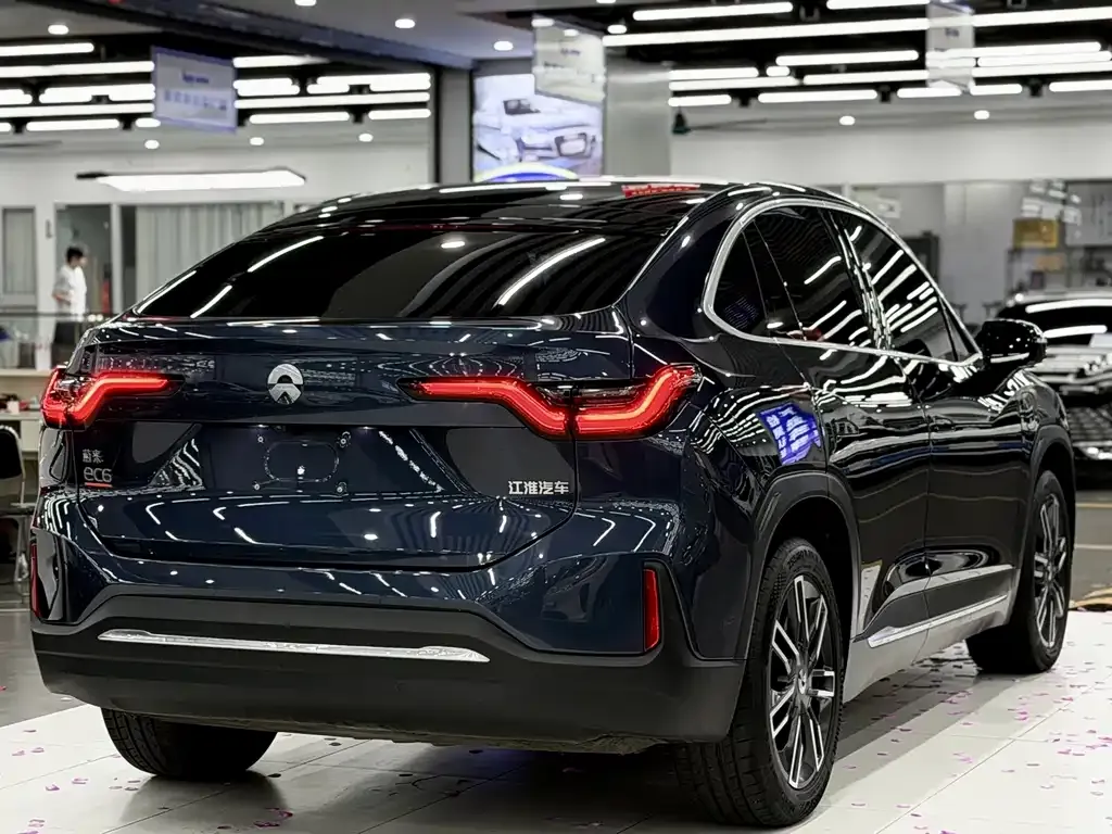 NIO EC6 — фото 5