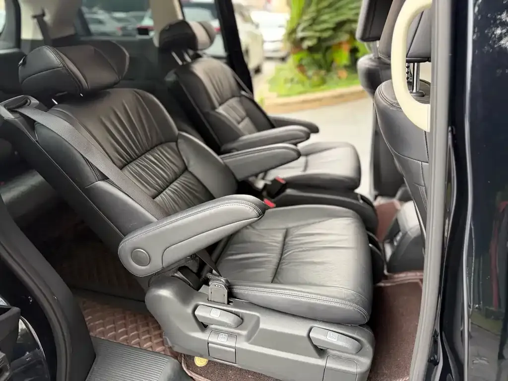 Honda Odyssey 2023 из CN, фото 9
