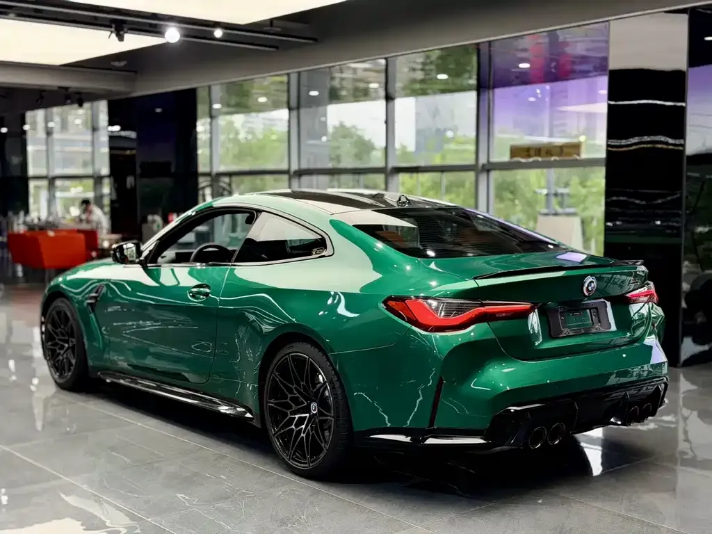 BMW M4 — фото 3