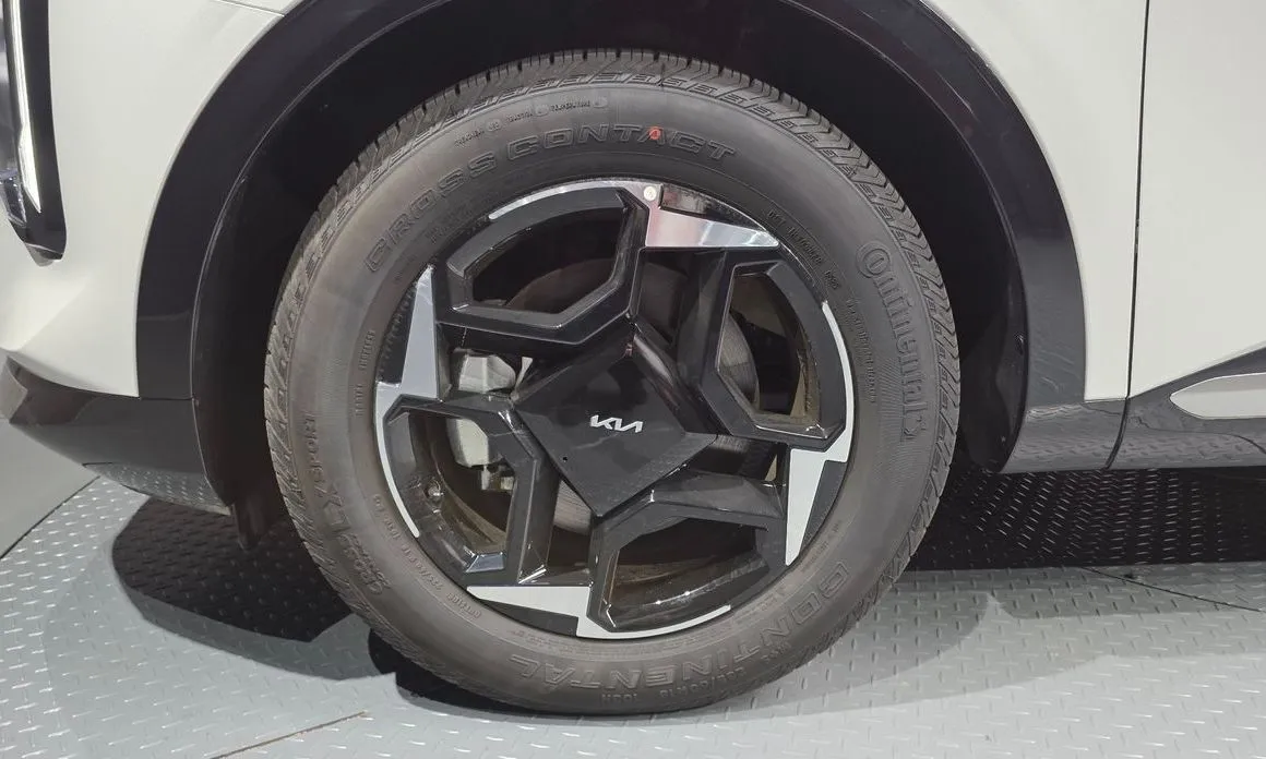 Kia Sportage — фото 5