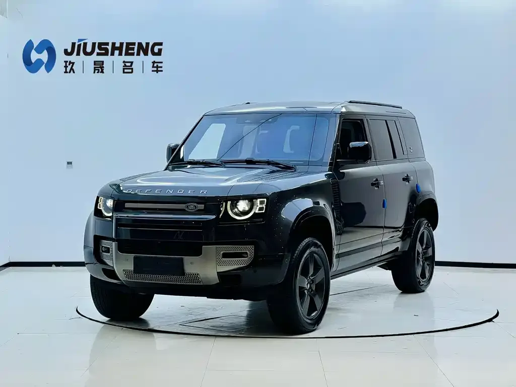 Land Rover Defender — фото 1