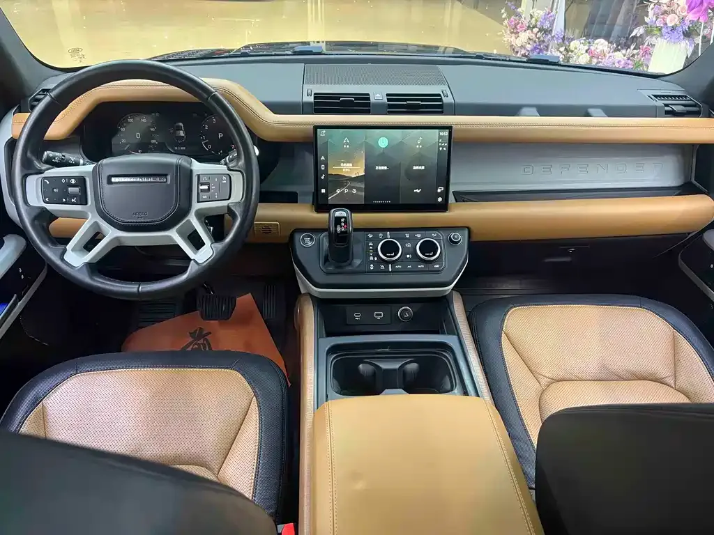 Land Rover Defender — фото 9