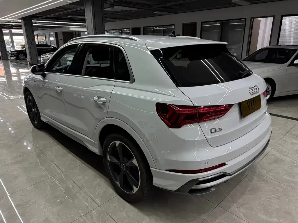 Audi Q3 2022 из CN, фото 5