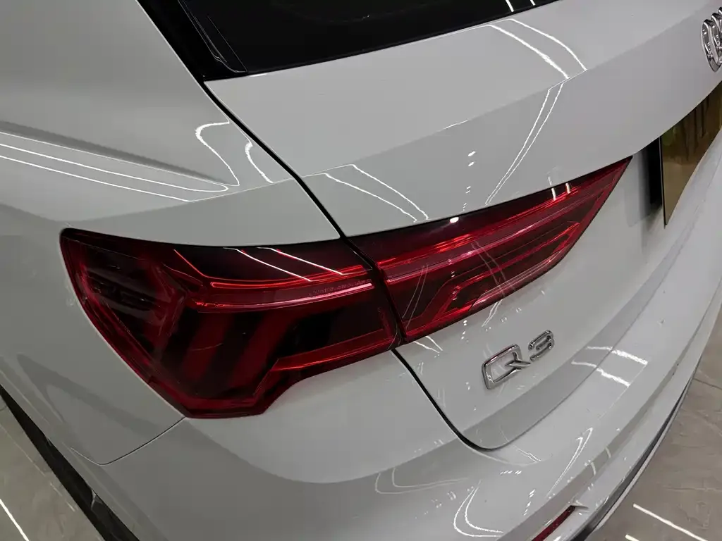 Audi Q3 2022 из CN, фото 2