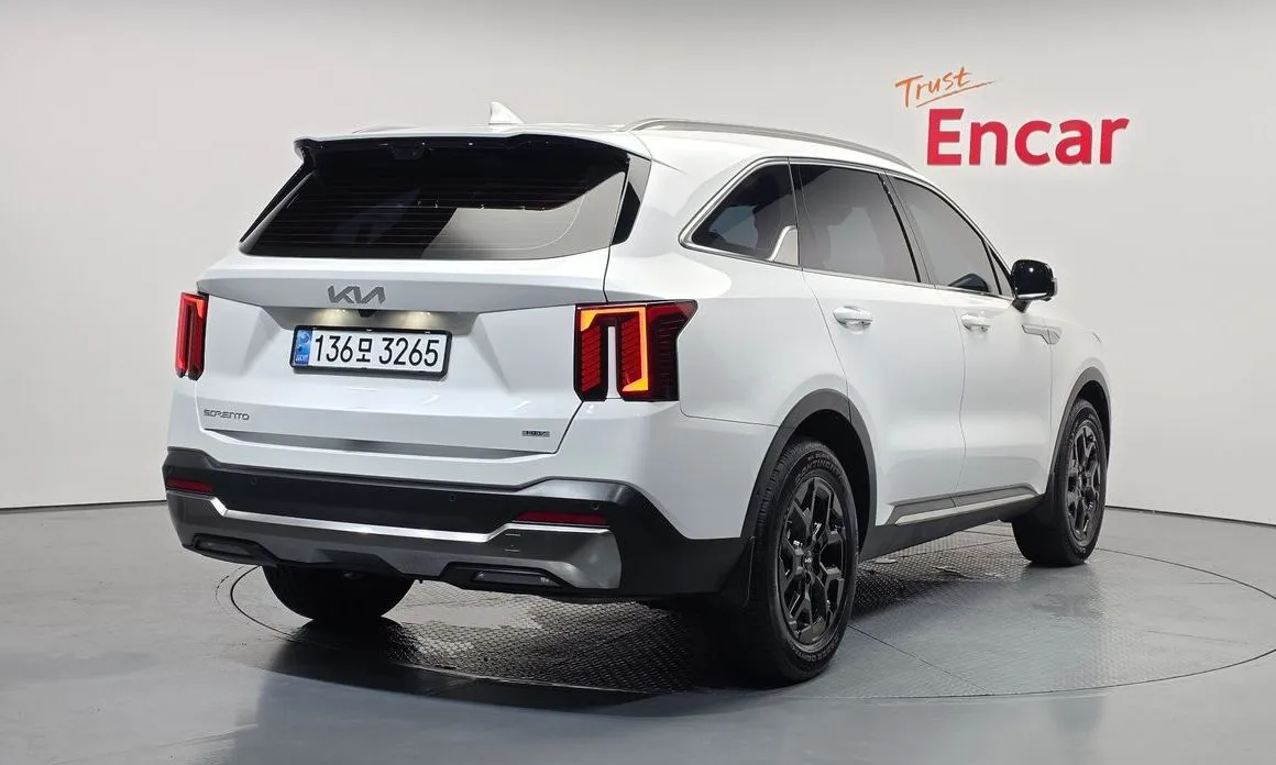 Kia Sorento — фото 3