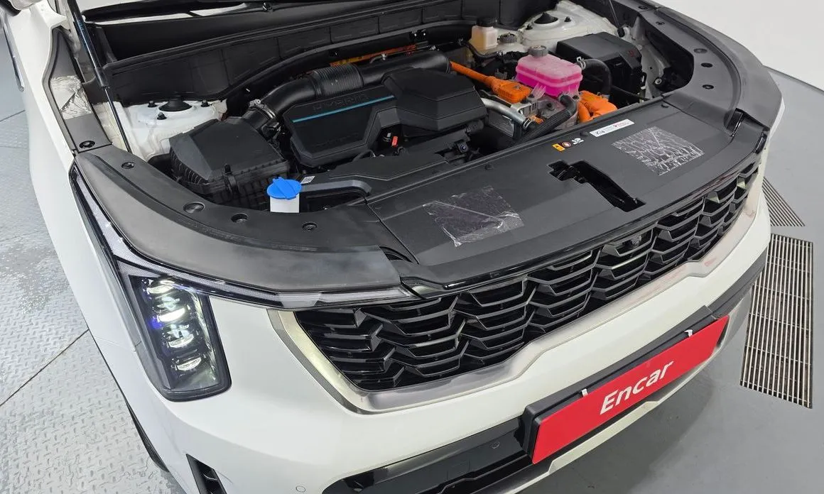 Kia Sorento — фото 10