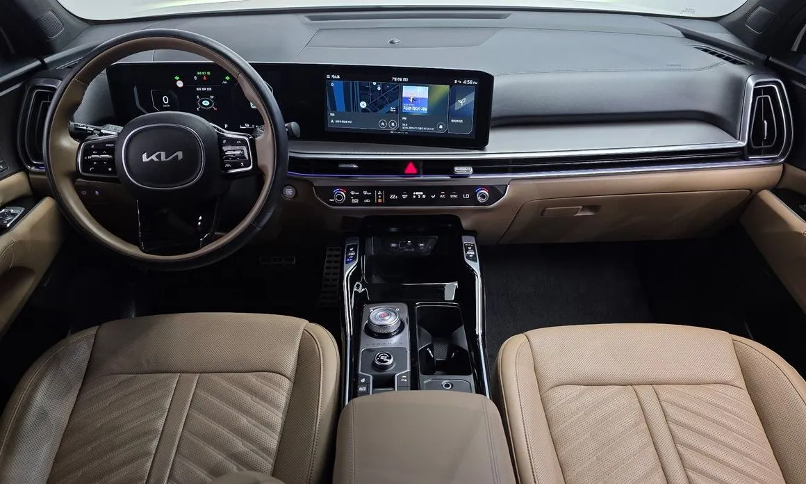 Kia Sorento — фото 8