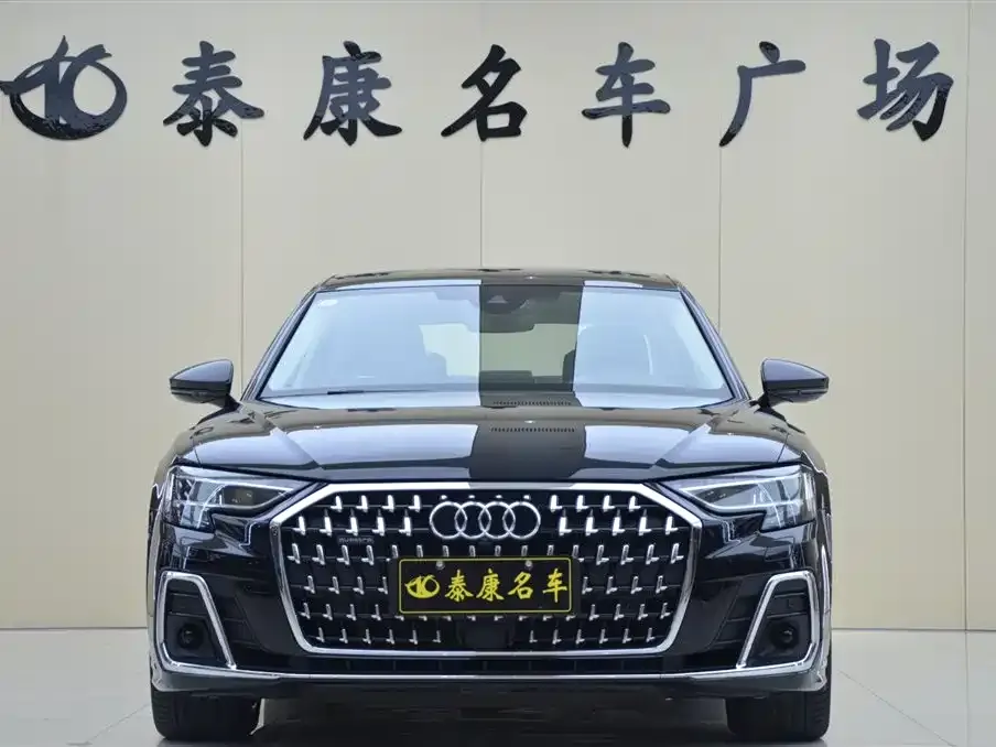 Audi A8 — фото 10