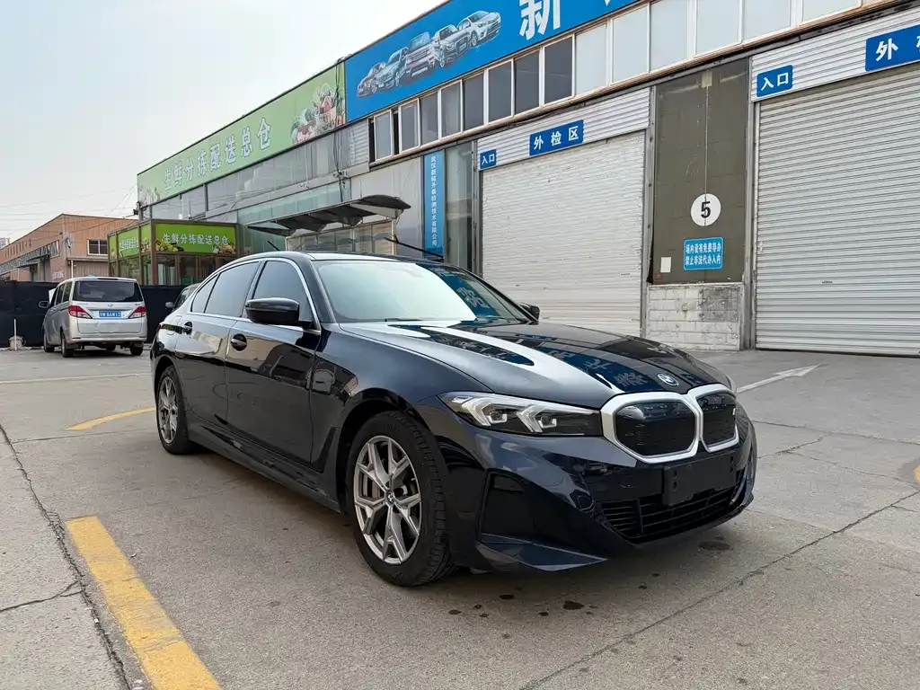 BMW i3 — фото 9