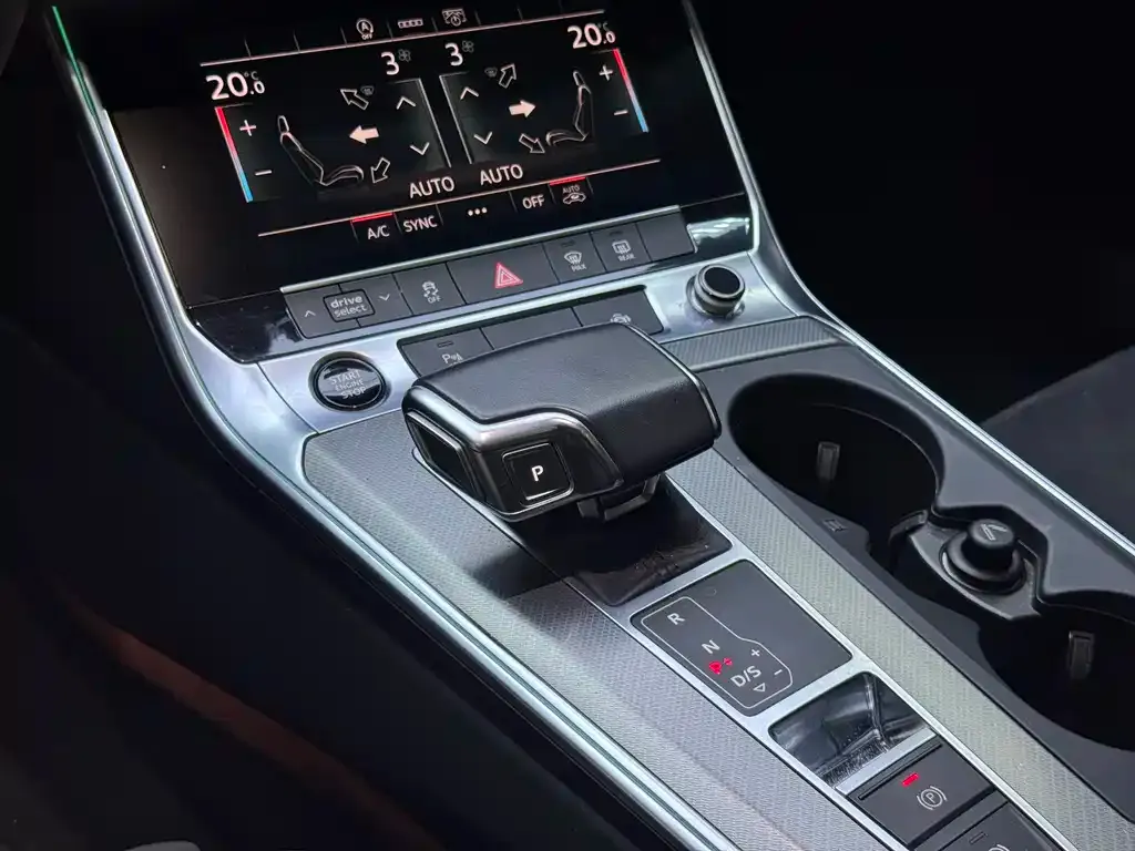 Audi A6 (Import) 2021 из CN, фото 4