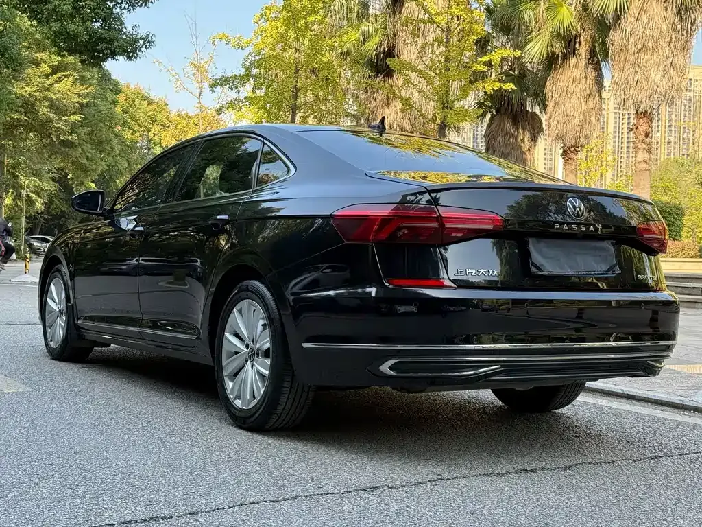 Volkswagen Passat 2021 из CN, фото 7