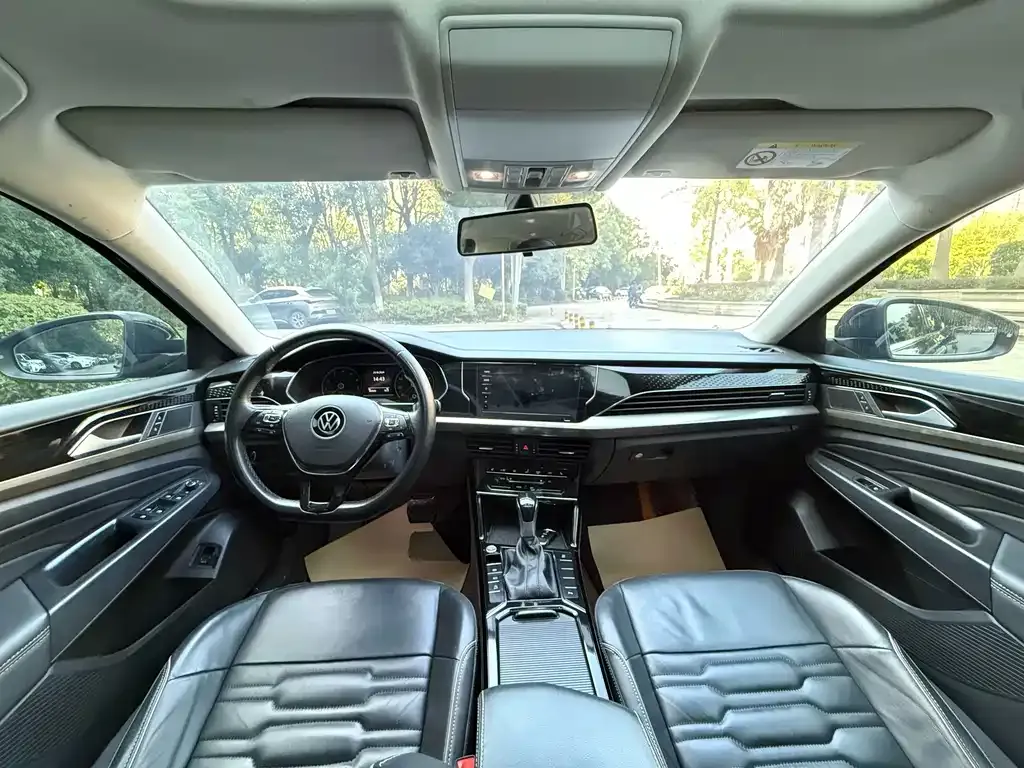 Volkswagen Passat 2021 из CN, фото 5