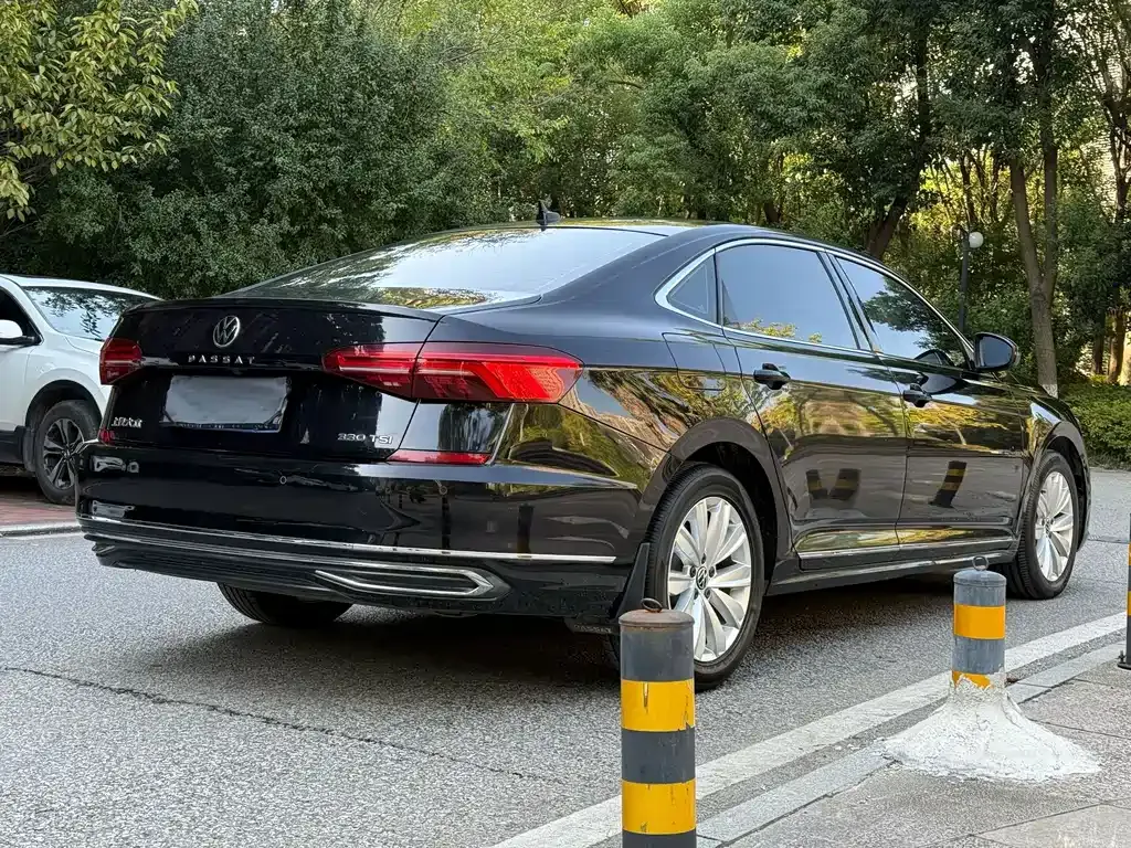 Volkswagen Passat 2021 из CN, фото 8