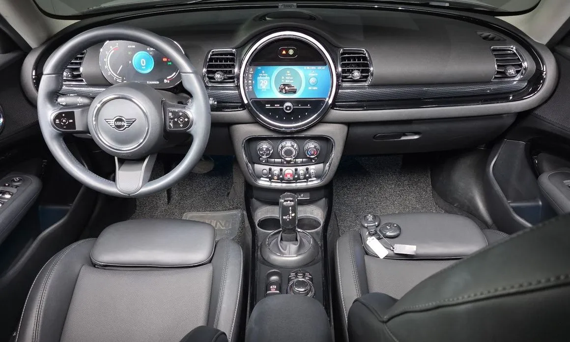 Mini Clubman 2022 из KR, фото 5