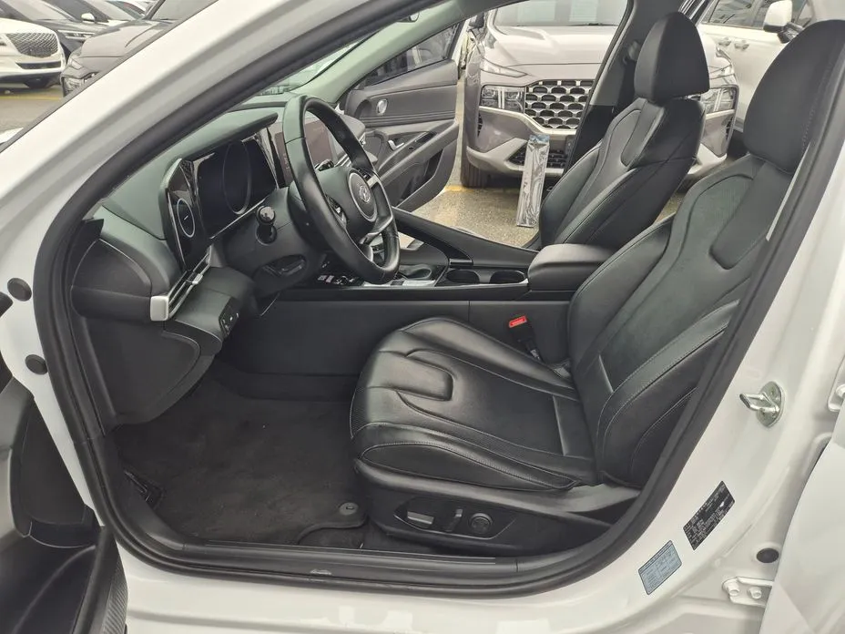 Hyundai AVANTE 2023 из KR, фото 7