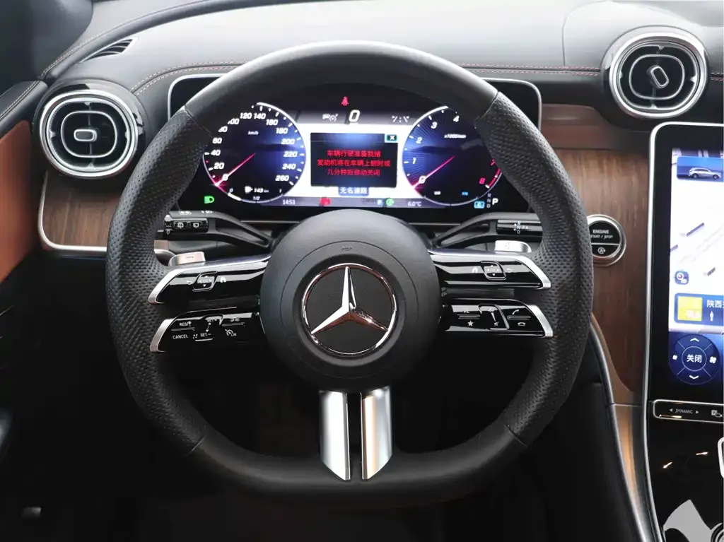 Mercedes-Benz GLC — фото 9