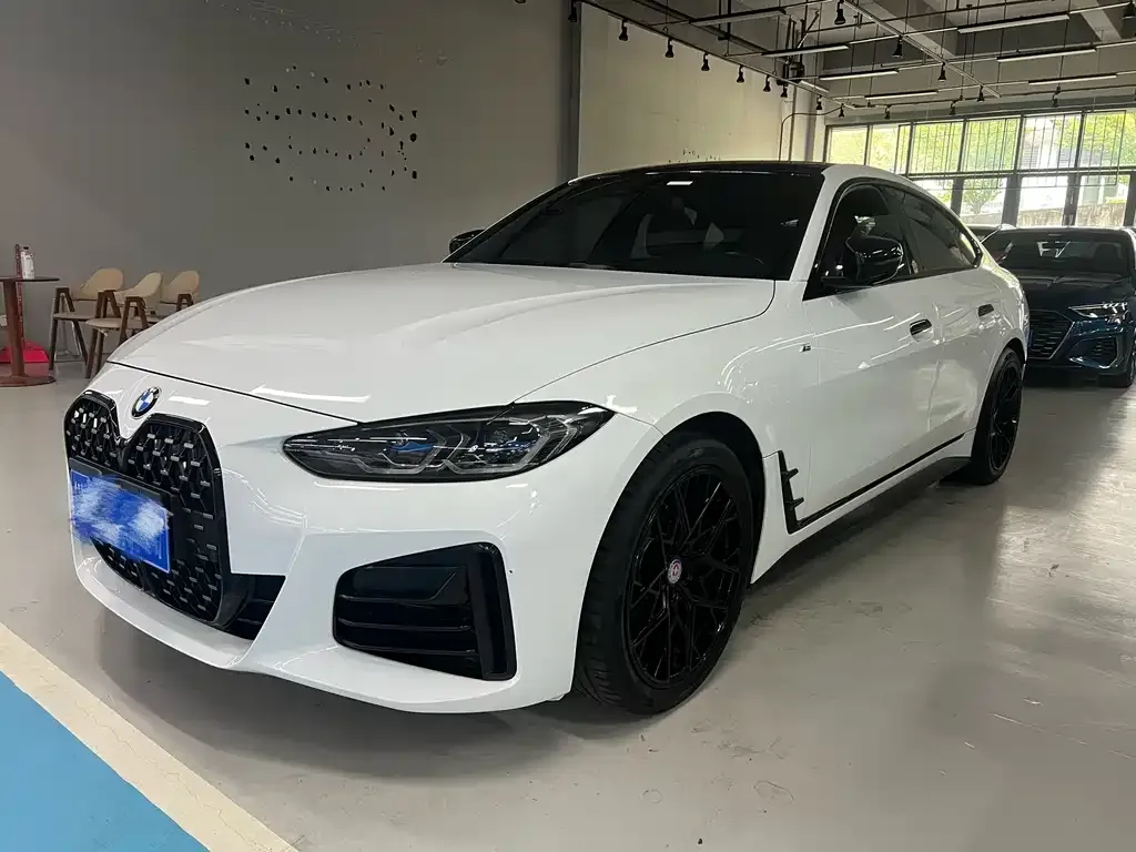 BMW 4 Series — фото 1